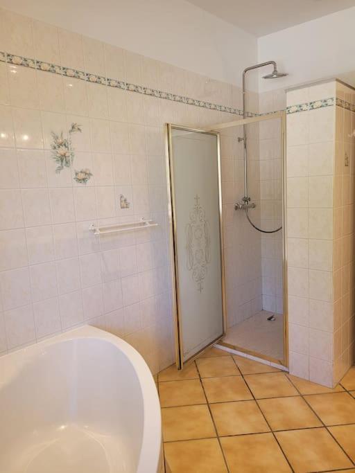 Grand Gites 6 Personnes Uriage Chamrousse Grenoble Revel  Exterior photo